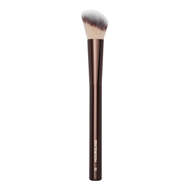 HOURGLASS No.15 Ambient Soft Glow Foundation Brush